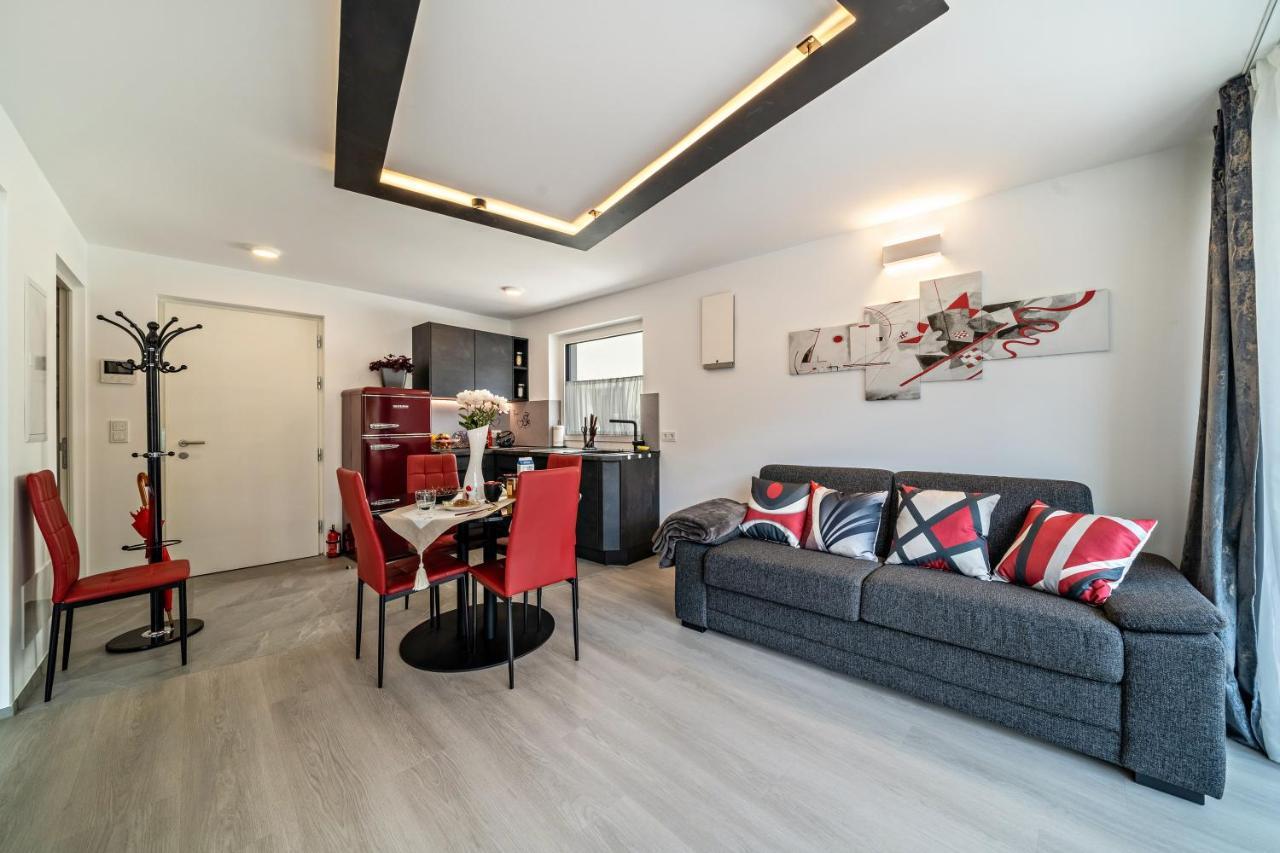 Apartment Il Cuore Rosso Naturns Kültér fotó